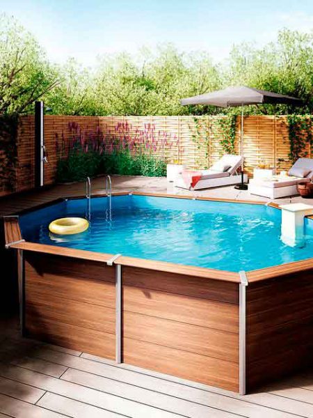 garden with detachable pool