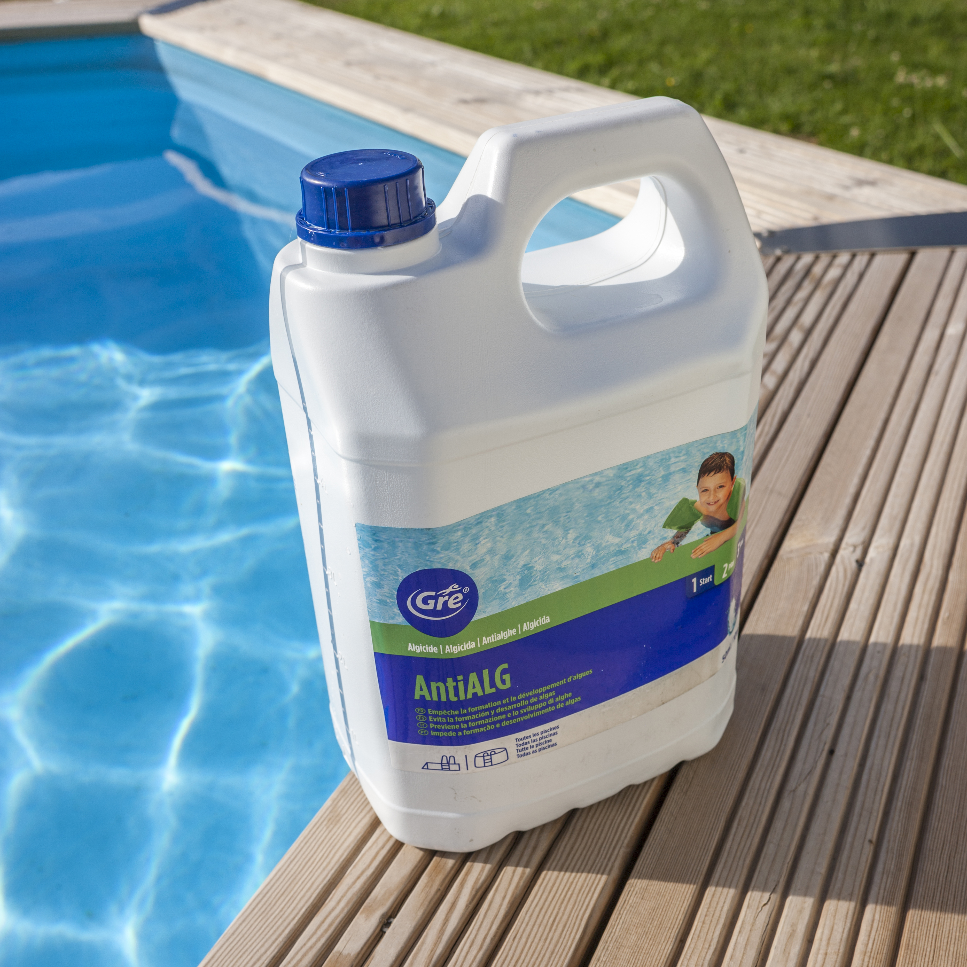 The most common mistakes when opening your pool for the season (and how they can ruin your summer)